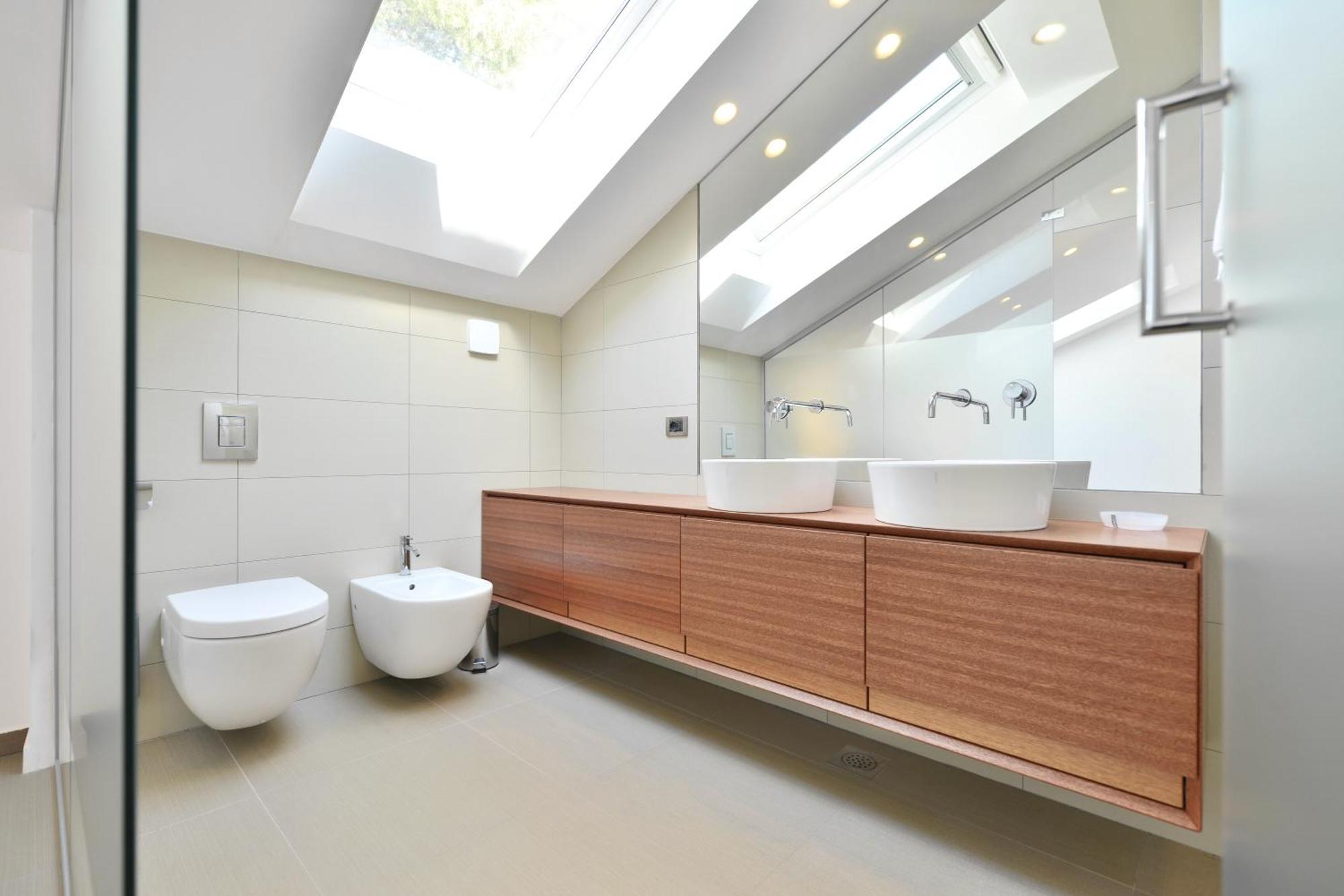 Chiponsky One - 5 Star Beachfront Property Bol Exterior foto