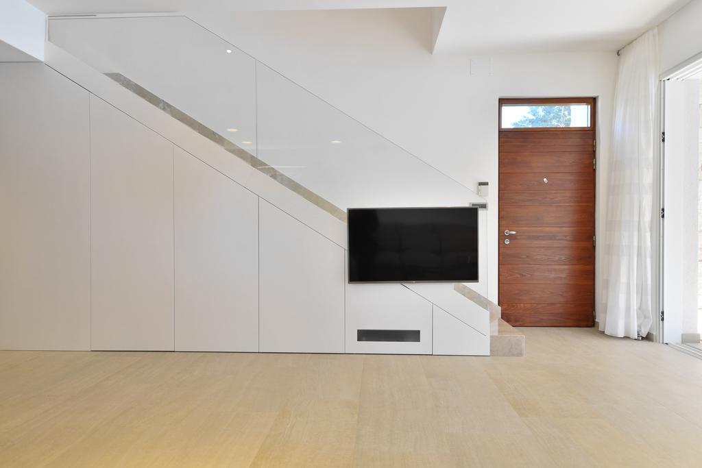 Chiponsky One - 5 Star Beachfront Property Bol Exterior foto