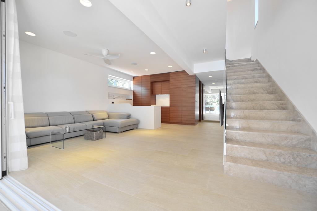 Chiponsky One - 5 Star Beachfront Property Bol Exterior foto